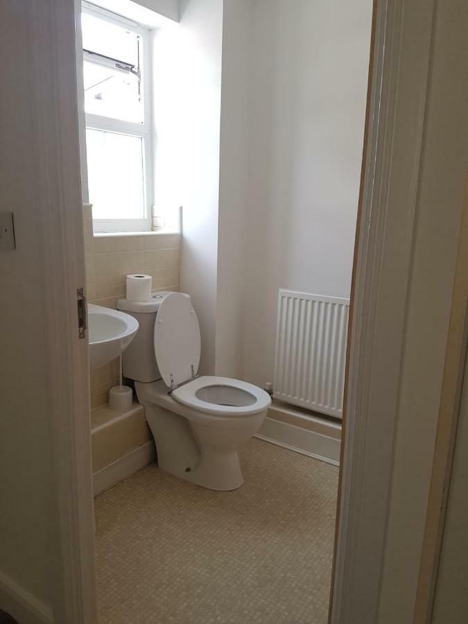 לונדון Superior 2 Bedroom Apartments מראה חיצוני תמונה