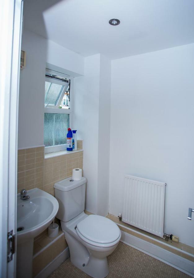 לונדון Superior 2 Bedroom Apartments מראה חיצוני תמונה